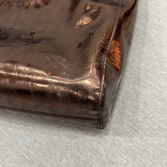 MK Michael Kors Handbag - Picture 3 of 9